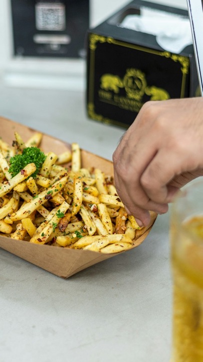 Sfeerbeeld: snacks aan tafel (Unsplash)